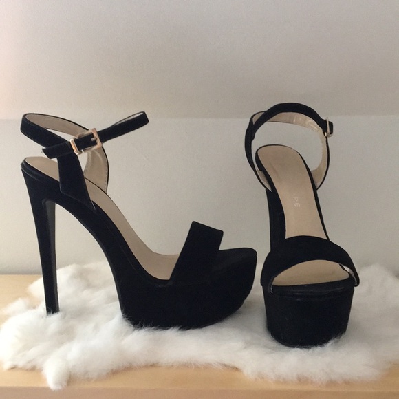 koi couture Shoes - Platform heels